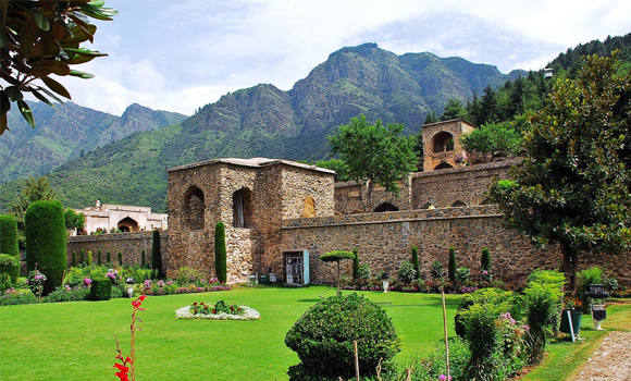 pari-mahal-srinagar-1