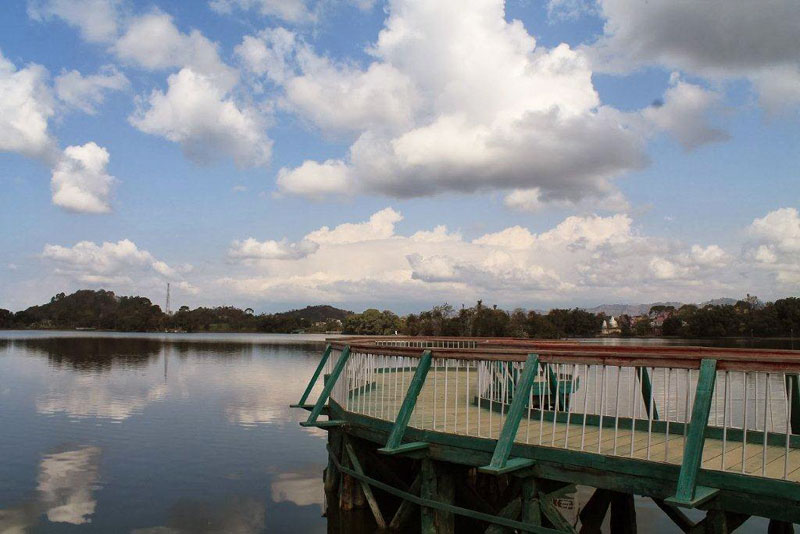Surinsar Lake