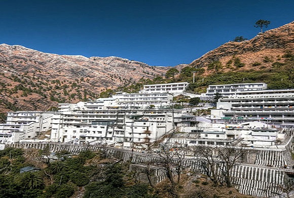 Vaishno-Devi-Shrine-Katra1