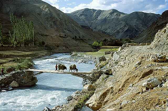 YAPOLA RIVER 