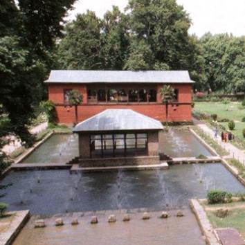 ACHABAL GARDENS