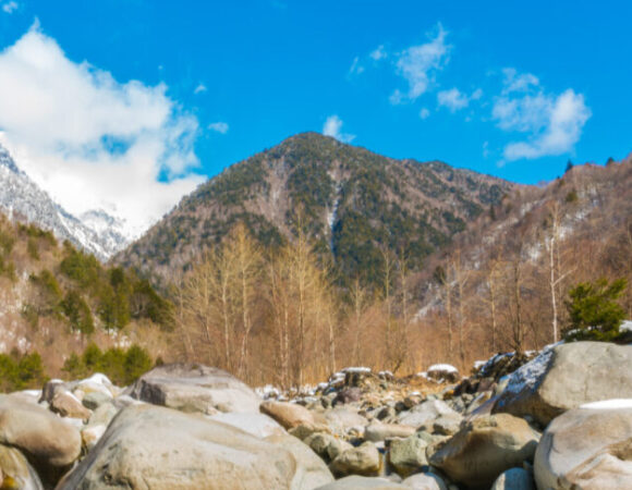 BETAAB VALLEY