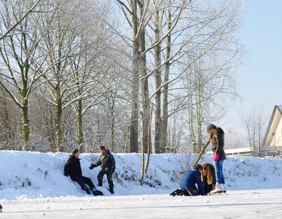 Ice skating in Jammu and Kashmir