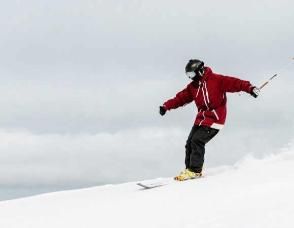 Skiing in Jammu and Kashmir