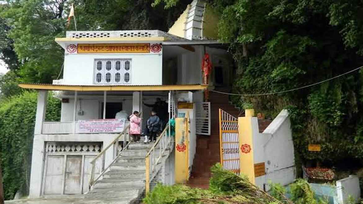 Gauri Kund Temple 