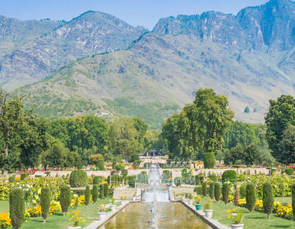 Beautiful Destinations in Kashmir No One Should Miss