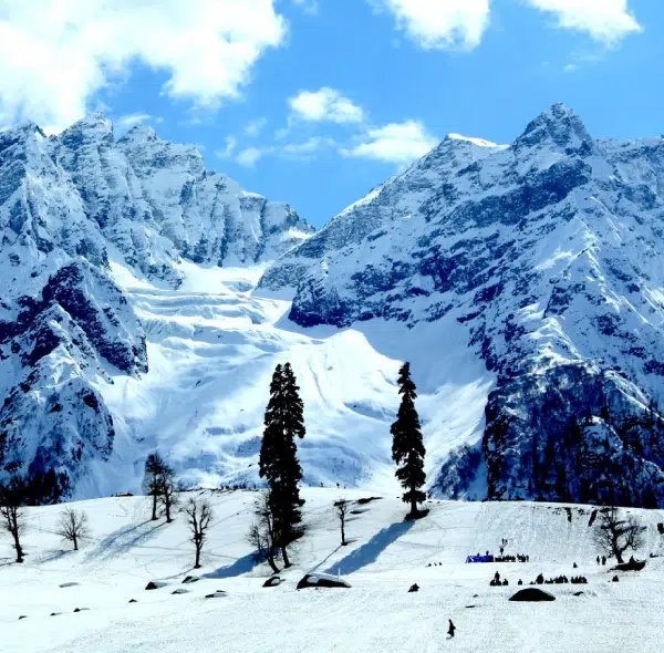 KASHMIR WINTER TOUR PACKAGE (7 NIGHTS & 8 DAYS)