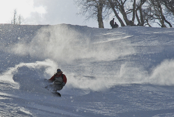 SNOW BOARDING