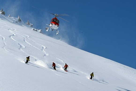 HELI SKIING