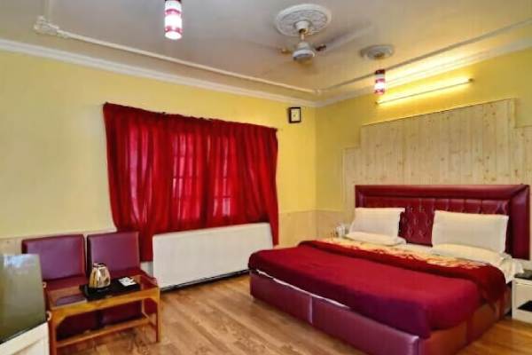 Hotel Abshar Pahalgamroom KAshmirhills.com