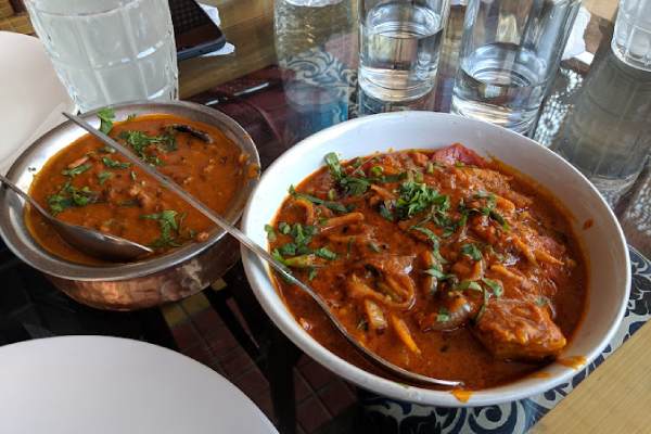 Shamyana Restaurant in Srinagar kashmirhills.com
