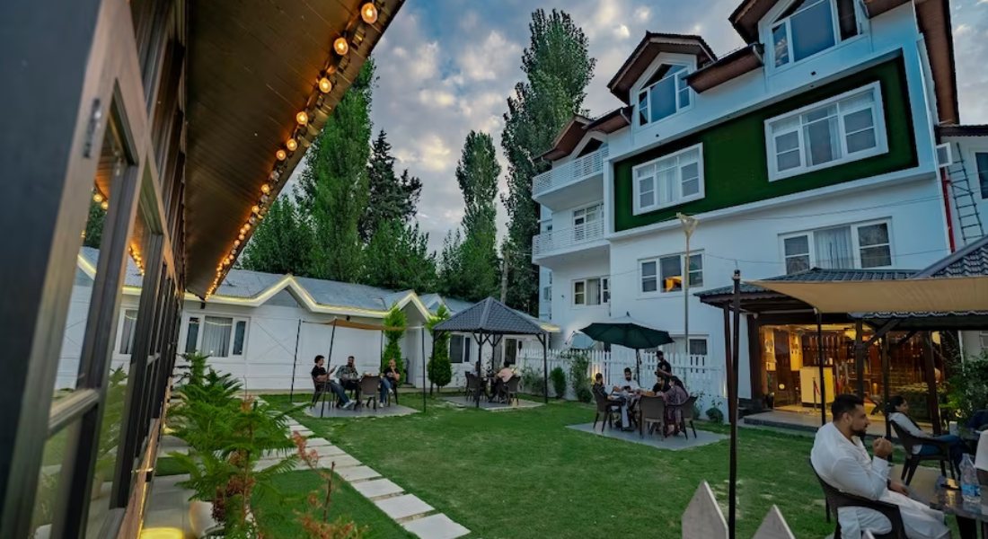 firdous hotel kashmirhills.com