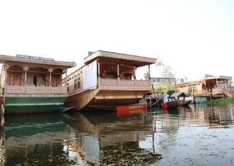 Ajanta houseboat kashmirhills.com