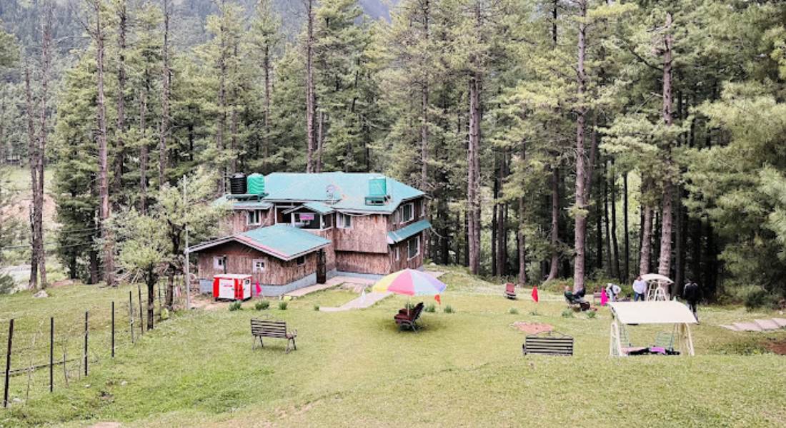 Breeze Wood Cottages kashmirhills.com