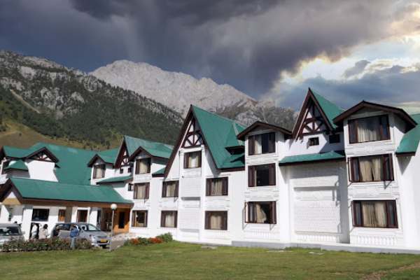 Country Inn & Suites by Radisson Sonamarg KAshmirhills.com