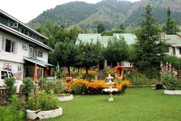 Dreamland Cottages kashmirhills.com