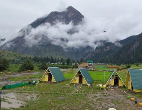 Hamaads hotel and resort Kashmirhills.com