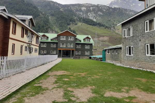 Hotel Mount View Sonamarg Kashmirhills.com