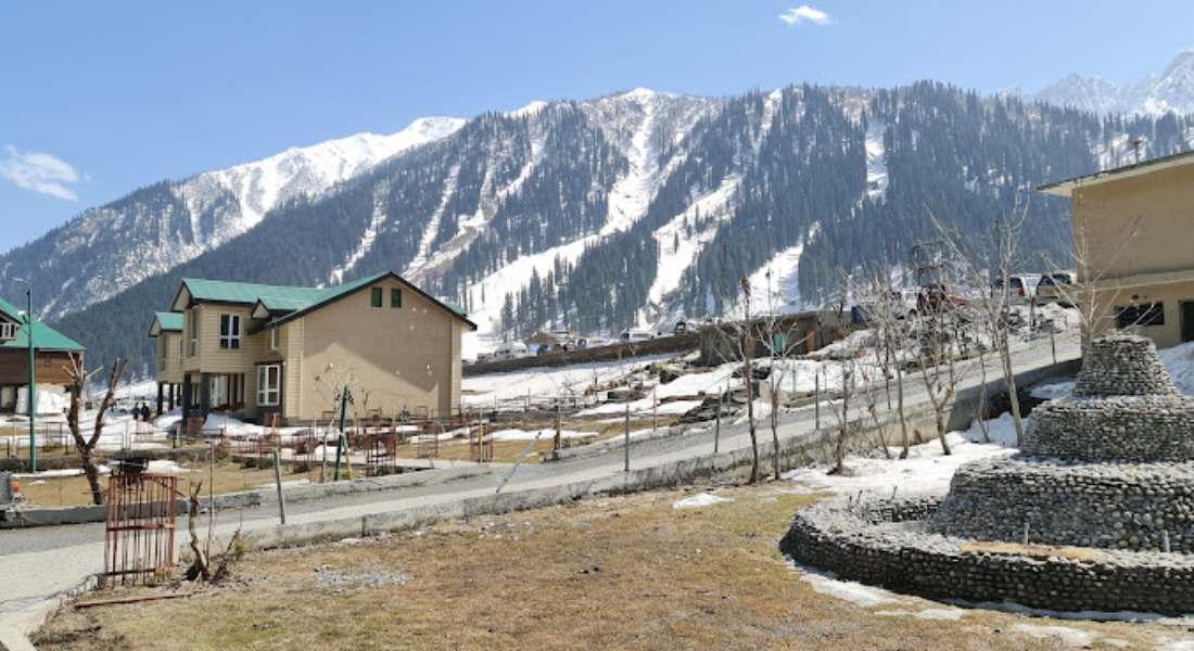 Hotel Snow Land Sonamarg Kashmirhills.com