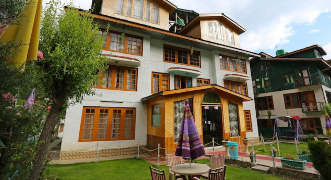 Hotel Tourist Palace Pahalgam Kashmirhills.com