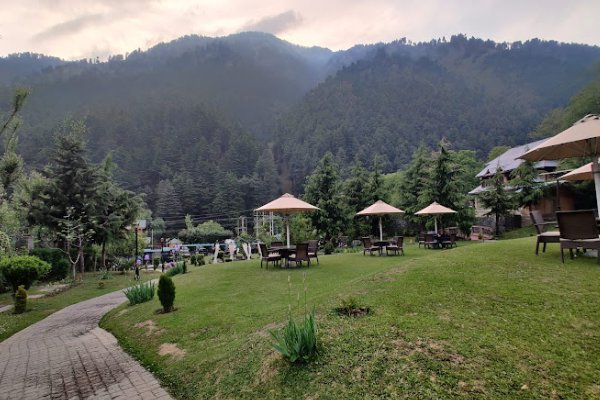 Kolahoi Green Resort Pahalgam KAshmirhills.com