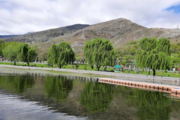 POP Tabasum Homestay kashmirhills.com