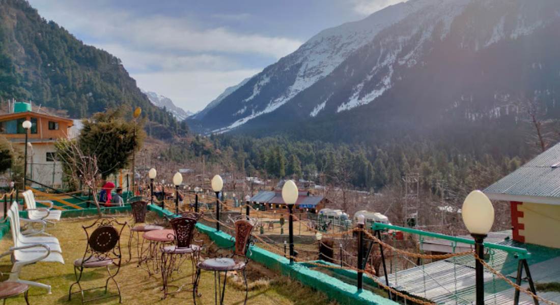 Paristan Resorts Hotel Pahalgam Kashmirhills.com