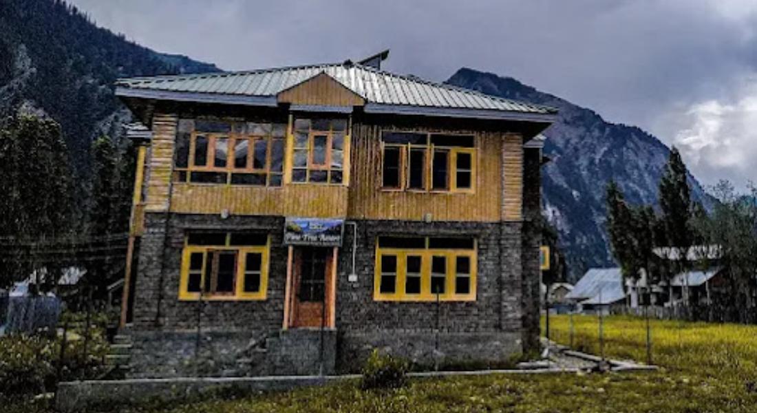 Pine Tree Resort Gurez kashmirhills.com