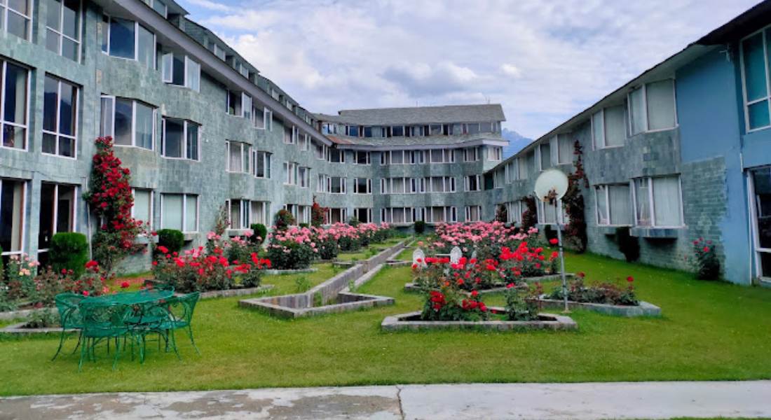 woodstock hotel pahalgam Kashmirhills.com (2)