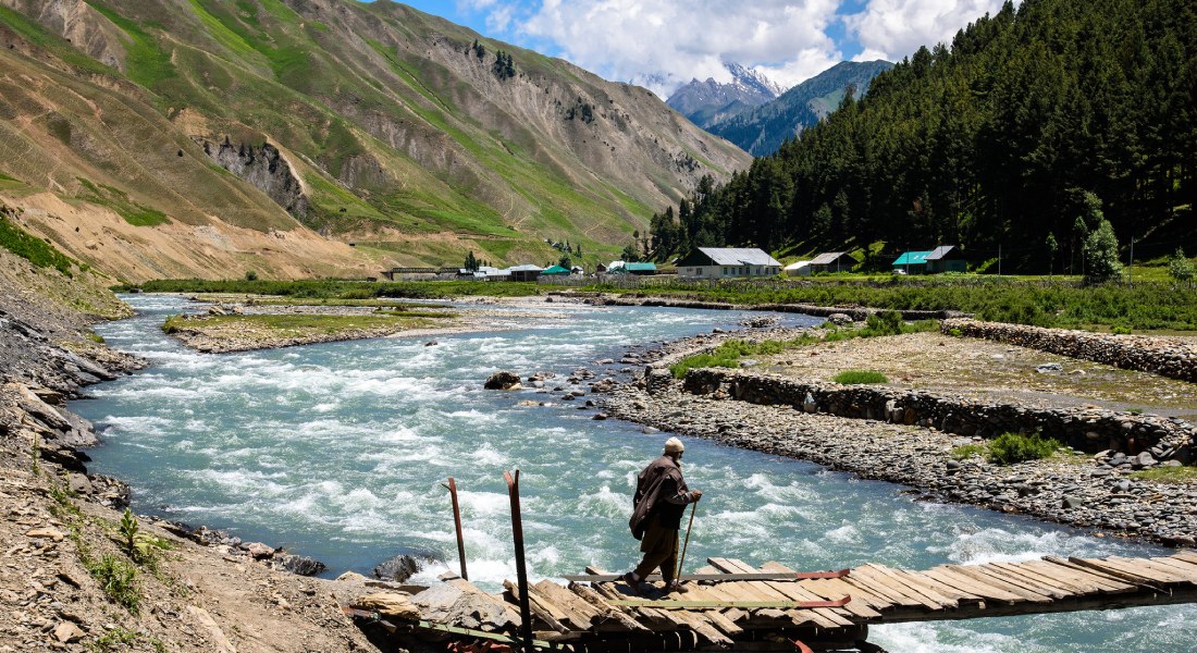 Journey to Gurez Valley Kashmirhills.com