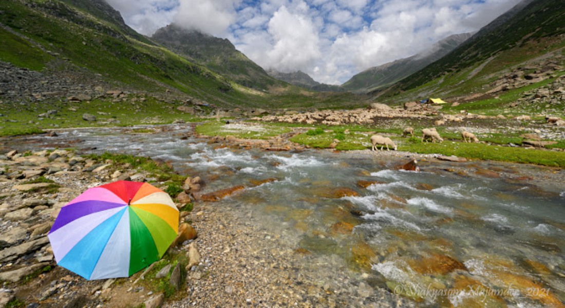 Kashmir Great Lakes Trek KAshmirhills.com