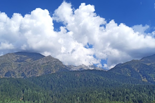 Baisaran Valley KAshmirhills.com