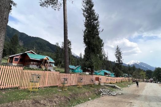 Baisaran Valley KAshmirhills.com
