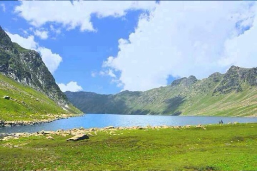 Kolahi Glacior Kashmirhills.com