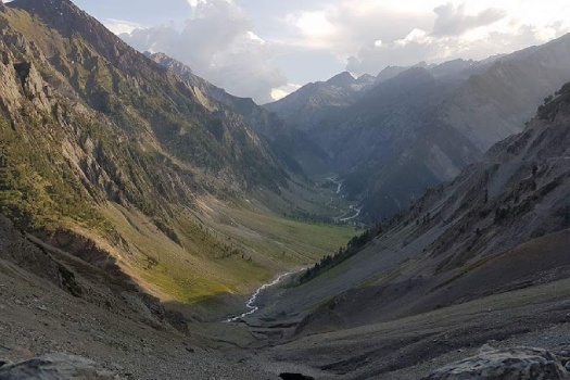 Kolahi Glacior Kashmirhills.com