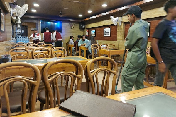 Dana Pani Hotel – Pahalgam KAshmirhills.com