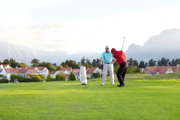 Golfing in PAhalgam in Kashmirhills.com