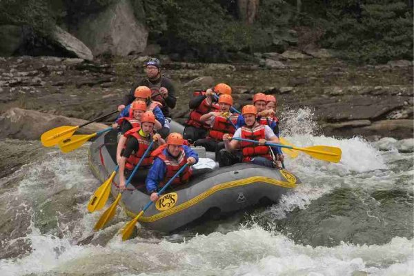 River Rafting In Sonamarg in Kashmirhills.com