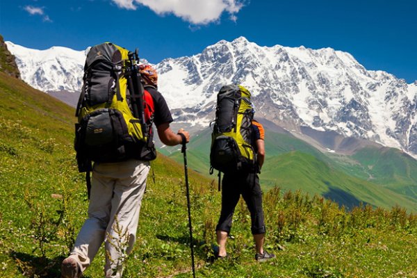 Trekking & Hikking in Pahalgam in Kashmirhills