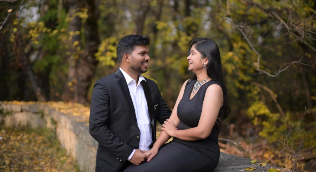 Pre-Wedding-Photography-in-Kashmir-2 (1)